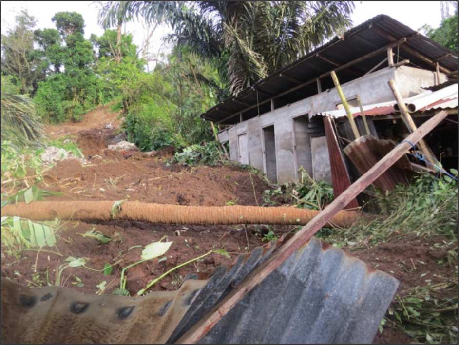 Community - Int'l images - Manado Indonesia flood 2